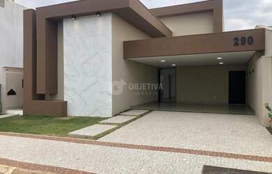 Imagem: Linda casa com conceito moderno em condomínio fechado disponível