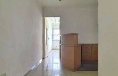 Imagem: O depósito possui 1 Vaga na garagem, 30m² de Área e está