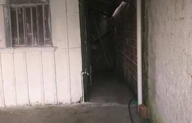 Imagem 4: Vendo Casa em Pinhais. 3 Vagas na garageme3 Dormitórios