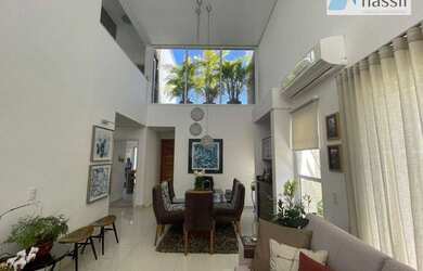 Imagem: A casa em condomínio possui 3 Dormitórios, 3 Banheiros, 2