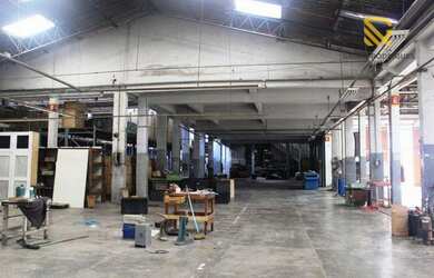 Imagem: O depósito possui 6203m² de Área e está localizado em Vila