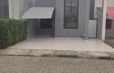 Imagem: A casa em condomínio possui 2 Dormitórios, 2 Banheiros, 2