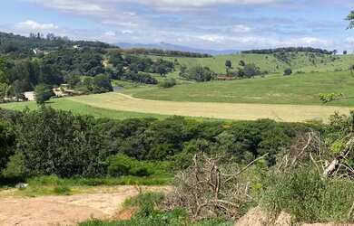 Imagem: O terreno possui 500m² de Área e está localizado em Centro