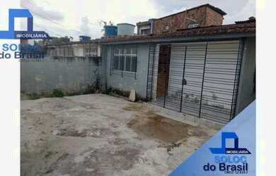 Imagem: A casa possui 2 Dormitórios, 1 Banheiro, 3 Vagas na garagem