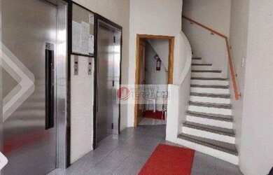 Imagem: O apartamento à venda possui 3 Dormitórios, 1 Banheiro e 63m²