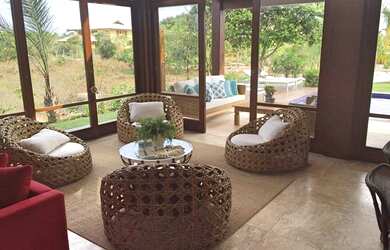 Imagem: A casa possui 5 Dormitórios, 2 Banheiros, 3 Vagas na garagem