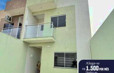 Imagem: A casa possui 3 Dormitórios, 3 Banheiros, 1 Vaga na garagem