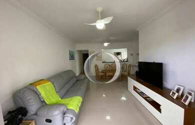 Imagem: O apartamento possui 3 Dormitórios, 1 Banheiro, 1 Vaga na garagem