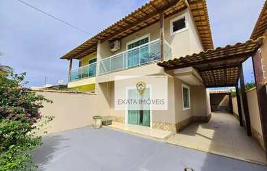 Imagem: A casa possui 3 Dormitórios, 3 Banheiros, 3 Vagas na garagem