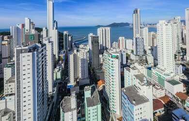 Imagem 2: BALNEÁRIO CAMBORIÚ - Apartamento Padrão - PIONEIROS