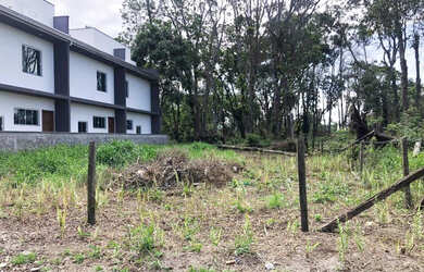 Imagem: O terreno possui 360m² de Área e está localizado em Itapoá