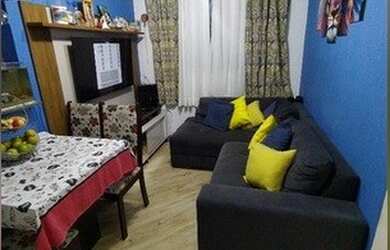 Imagem: O apartamento possui 2 Dormitórios, 1 Banheiro, 1 Vaga na garagem