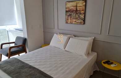 Imagem: O apartamento possui 1 Dormitório, 1 Banheiro, 1 Vaga na garagem