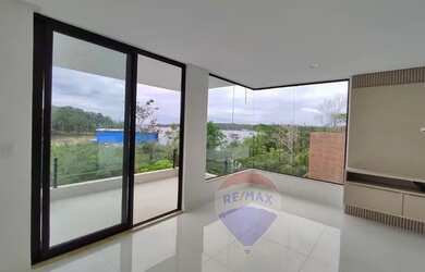 Imagem 3: Casa de condomínio sobrado para venda tem 1129 metros quadrados com 8 quartos