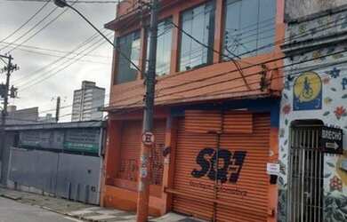 Imagem: O depósito possui 230m² de Área e está localizado em Centro