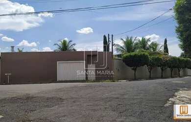 Imagem: O depósito possui 5 Vagas na garagem, 240m² de Área e está