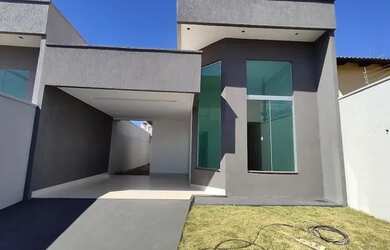 Imagem 1: Casa com piscina para venda no Bairro Cardoso em Aparecida de Goiânia