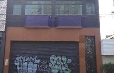 Imagem: O depósito possui 400m² de Área e está localizado em Vila