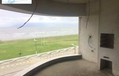 Imagem 16: Apartamento para venda frente mar no Jardim Aruan em Caraguatatuba