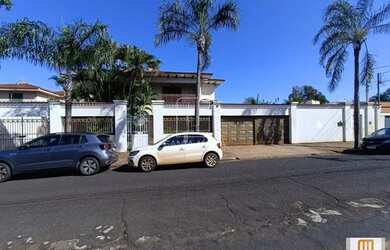 Imagem 2: Casa sobrado na rua 4 dormitórios/suite, cozinha planejada