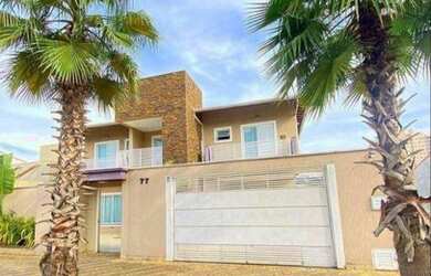 Imagem: A casa possui 4 Dormitórios, 5 Banheiros e 500m² de Área