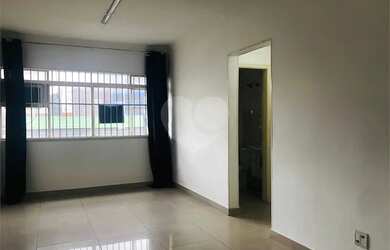 Imagem: O depósito possui 32m² de Área e está localizado em Pinheiros