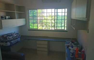 Imagem: A casa possui 5 Dormitórios, 2 Banheiros e 200m² de Área