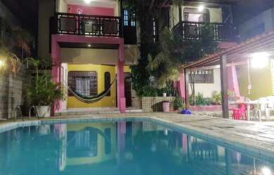 Imagem: A casa para alugar possui 4 Dormitórios, 1 Banheiro, 2 Vagas