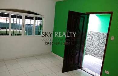 Imagem: A casa possui 2 Dormitórios, 3 Banheiros, 3 Vagas na garagem