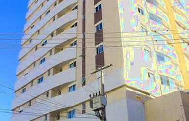 Imagem: O apartamento possui 3 Dormitórios, 1 Banheiro, 1 Vaga na garagem