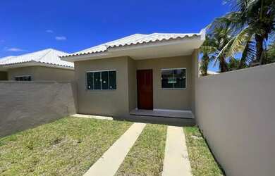 Imagem: A casa possui 2 Dormitórios, 1 Banheiro, 1 Vaga na garagem