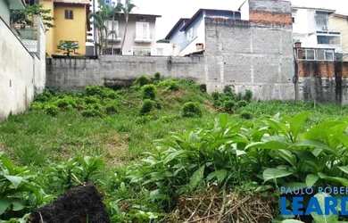 Imagem: O terreno possui 775m² de Área e está localizado em Paraíso