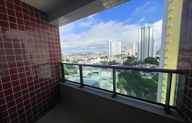 Imagem: O apartamento possui 3 Dormitórios, 1 Banheiro, 1 Vaga na garagem