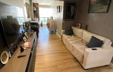 Imagem: O apartamento possui 3 Dormitórios, 2 Banheiros, 2 Vagas na