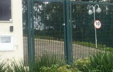 Imagem: A casa em condomínio possui 3 Dormitórios, 3 Banheiros, 2