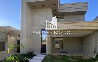 Imagem: A casa em condomínio possui 2 Dormitórios, 4 Banheiros, 2