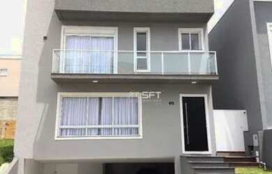 Imagem: A casa em condomínio possui 2 Dormitórios, 5 Banheiros, 336m²