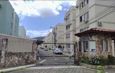 Imagem: O apartamento possui 3 Dormitórios, 1 Banheiro, 1 Vaga na garagem