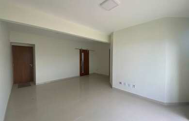 Imagem: O apartamento possui 3 Dormitórios, 3 Banheiros, 2 Vagas na