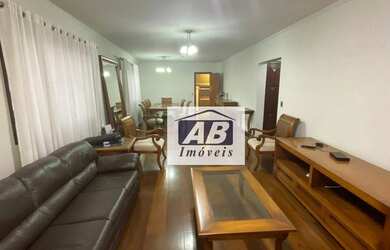 Imagem: O apartamento possui 4 Dormitórios, 3 Banheiros, 3 Vagas na