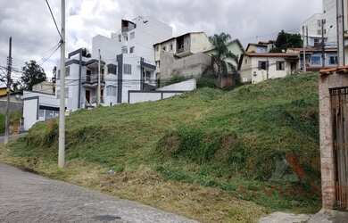 Imagem: O terreno possui 719m² de Área e está localizado em Jardim