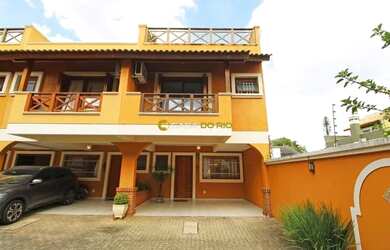 Imagem: A casa em condomínio possui 3 Dormitórios, 4 Banheiros, 2