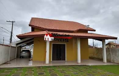 Imagem: A casa possui 3 Dormitórios, 3 Banheiros, 5 Vagas na garagem