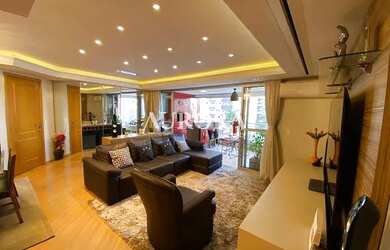 Imagem: O apartamento possui 3 Dormitórios, 2 Banheiros, 2 Vagas na