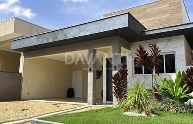 Imagem: A casa em condomínio possui 3 Dormitórios, 4 Banheiros, 4