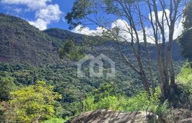 Imagem: O terreno está localizado em Pedro do Rio, Petrópolis à venda