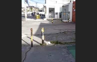 Imagem: A casa possui 2 Dormitórios, 1 Banheiro e está localizado