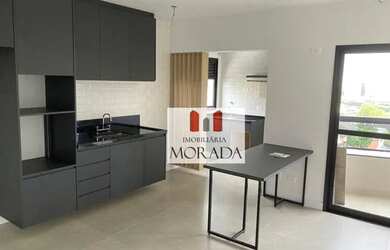 Imagem: O apartamento possui 1 Dormitório, 1 Banheiro, 2 Vagas na garagem