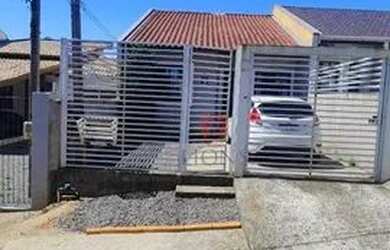 Imagem: A casa possui 2 Dormitórios, 1 Banheiro, 1 Vaga na garagem