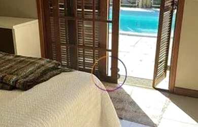 Imagem: A casa possui 3 Dormitórios, 2 Banheiros, 1 Vaga na garagem